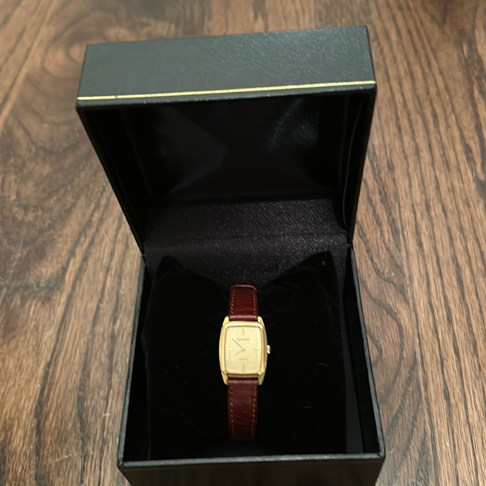 Butchered Ladies Watch 578 548 Swiss Made